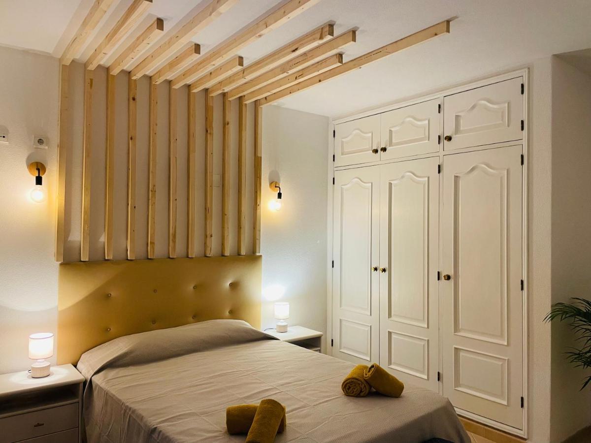 Travellers Guesthouse ラゴス エクステリア 写真
